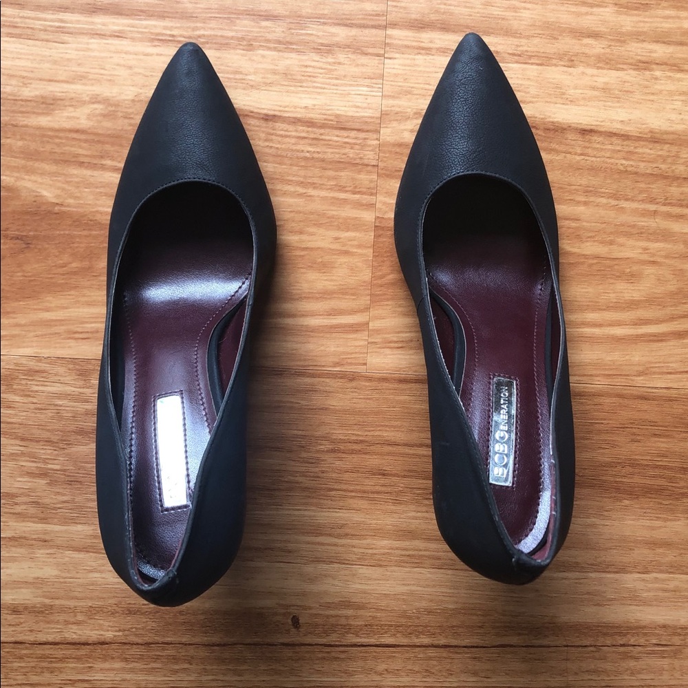 NWOB BCBGeneration Heidi Pointed Toe Pumps - Picture 2 of 5